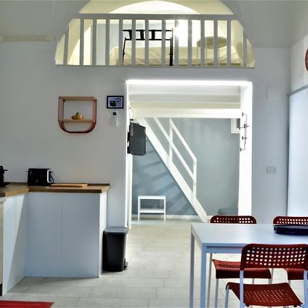 Dock33 - Comfort Loft In Catania Center Esterno foto